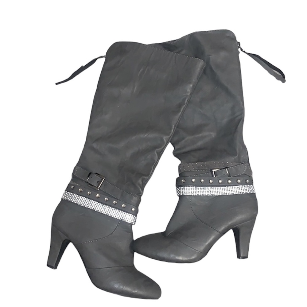 SOLD Gray Boutique Bling Boots🤍 - Picture 1 of 5